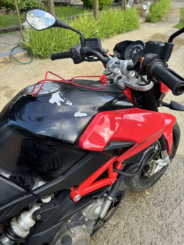 В продажі Aprilia shiver 750