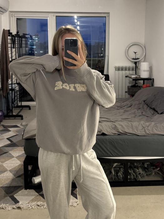 Блакитний світшот Twice