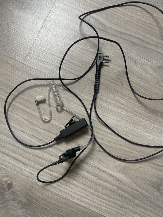 Продам гарнитуру для рации.