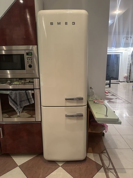 Lodówka Smeg duża