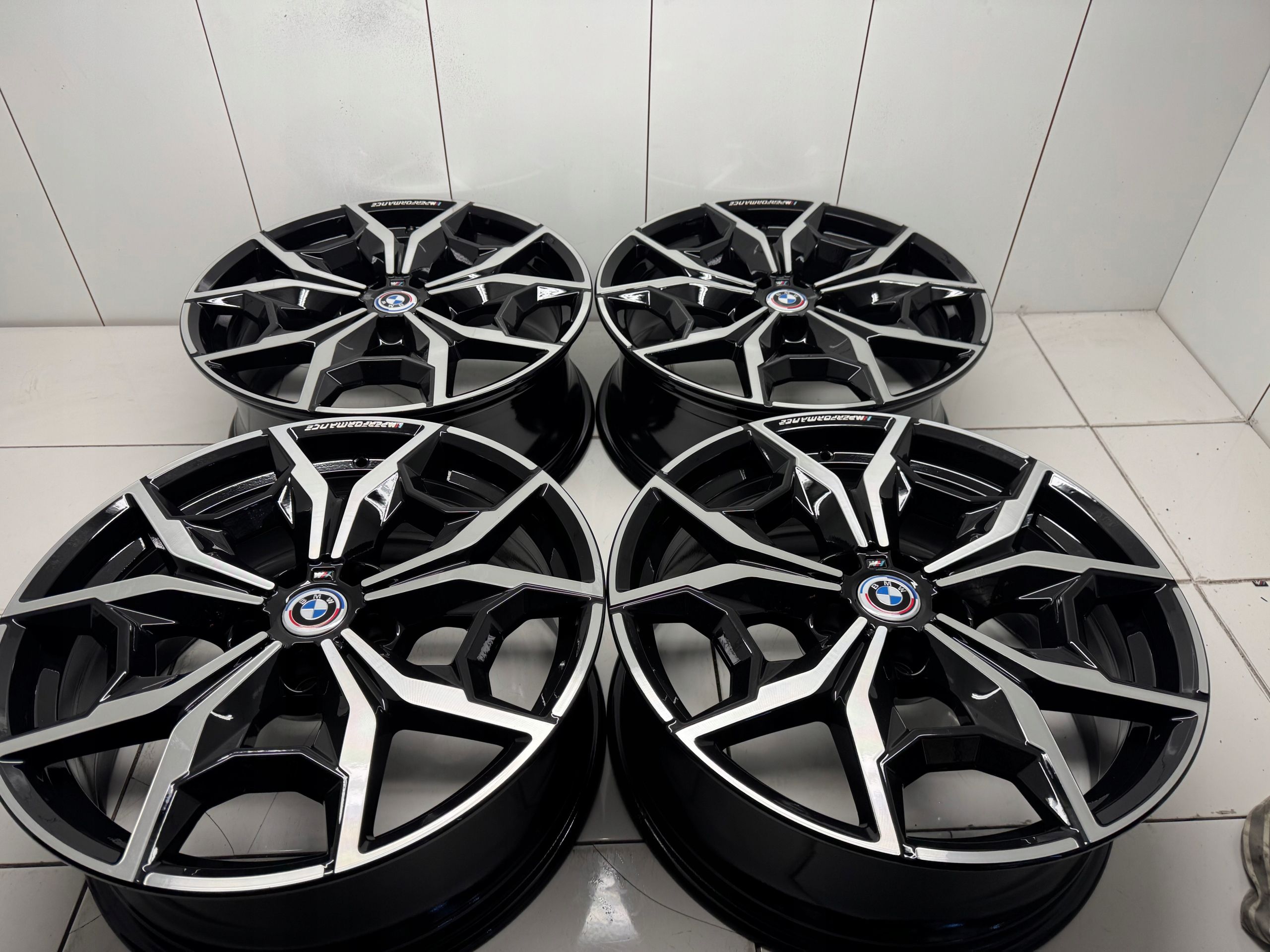 Felgi 19 BMW X3 G01 m Pakiet 7,5 ET32 Oem jak Nowe Idealne