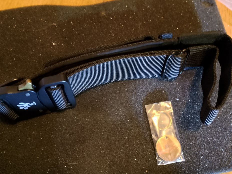 Keepaws Tactical AirTag Collar Made in USA 
Tamanho L