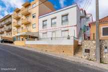 Moradia T5 para venda