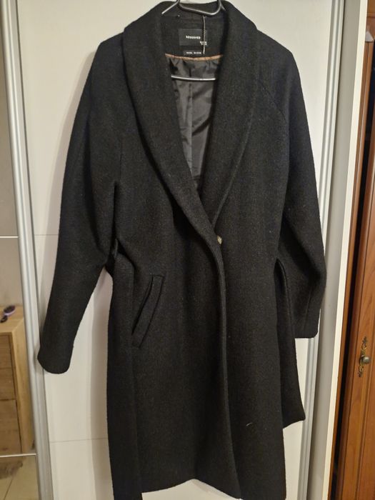 Płaszcz Reserved L 40 czarny z wełną