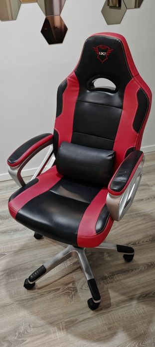 Cadeira Gaming Trust GXT vermelha