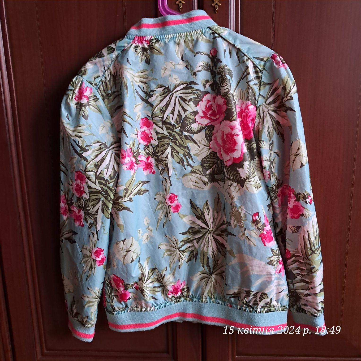 Куртка для дівчинки, бомбер, вітровка 128