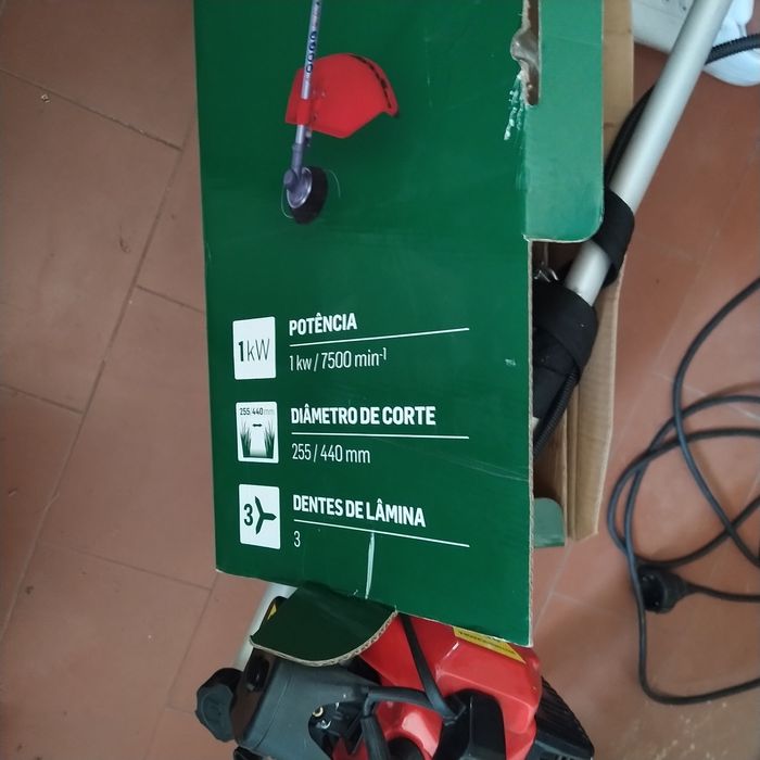 Motorroçadora 33c menos de 4 horas de uso