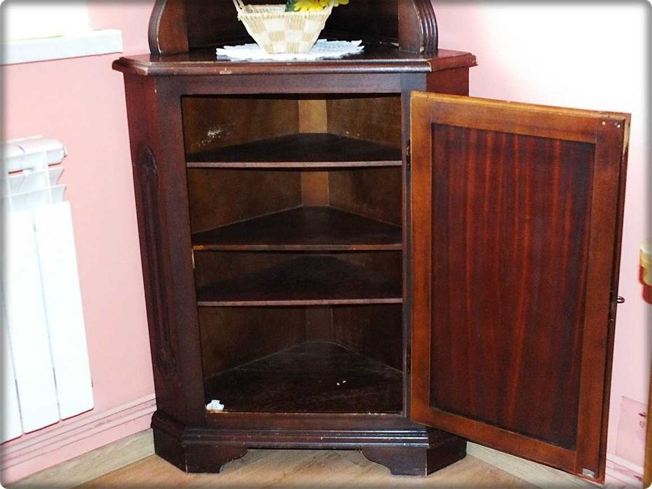 Stara Witryna narożna drewniana, Gablota rzeźbiona Ciemne drewno