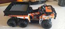 Продаю конструктор LEGO Technic Внедорожный грузовик (42139)