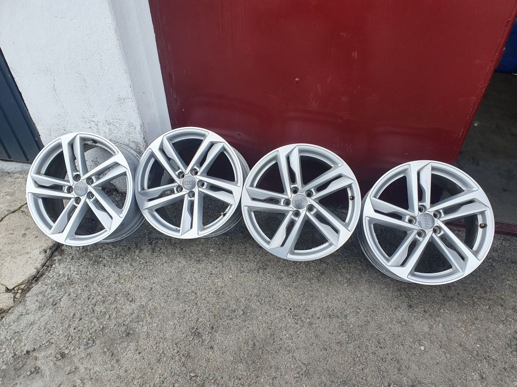 Felgi Aluminiowe Audi 17stki 5x100 Oryginał !! Komplet Ładne !!!