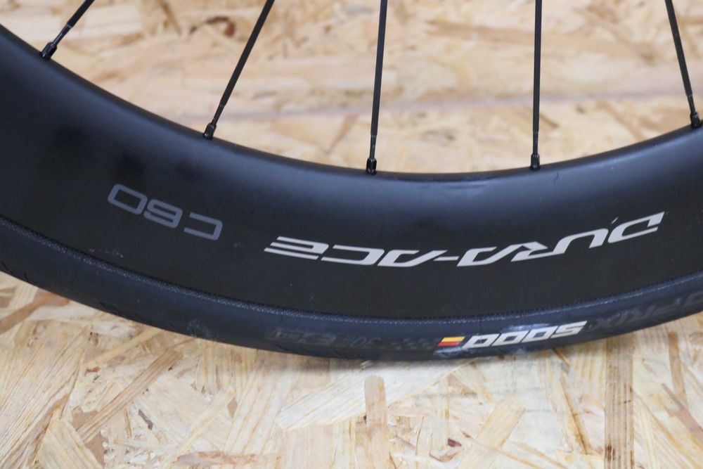 Bicicleta rodas disco Shimano Dura Ace C60 9200 carbono