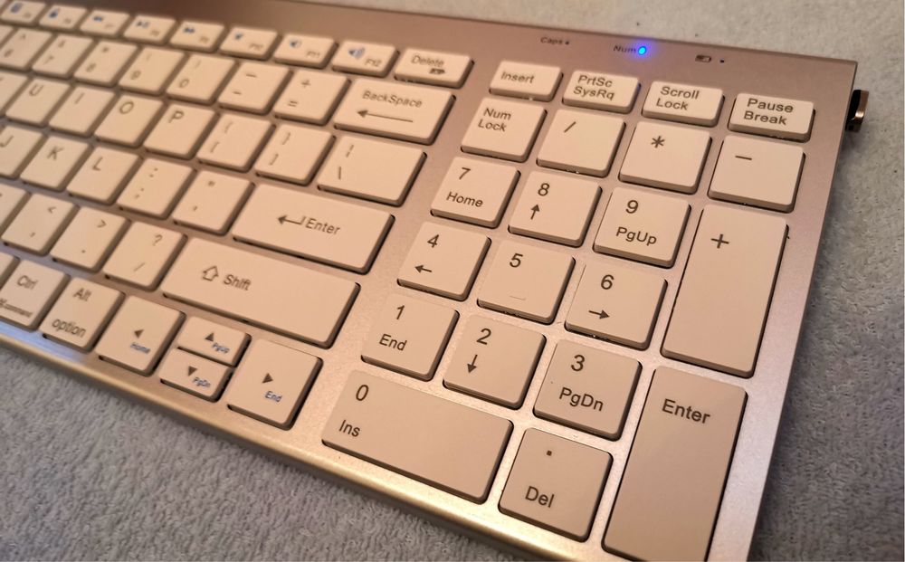 Klawiatura+Mysz 2.4GHz+BT Android,iOS,Windows