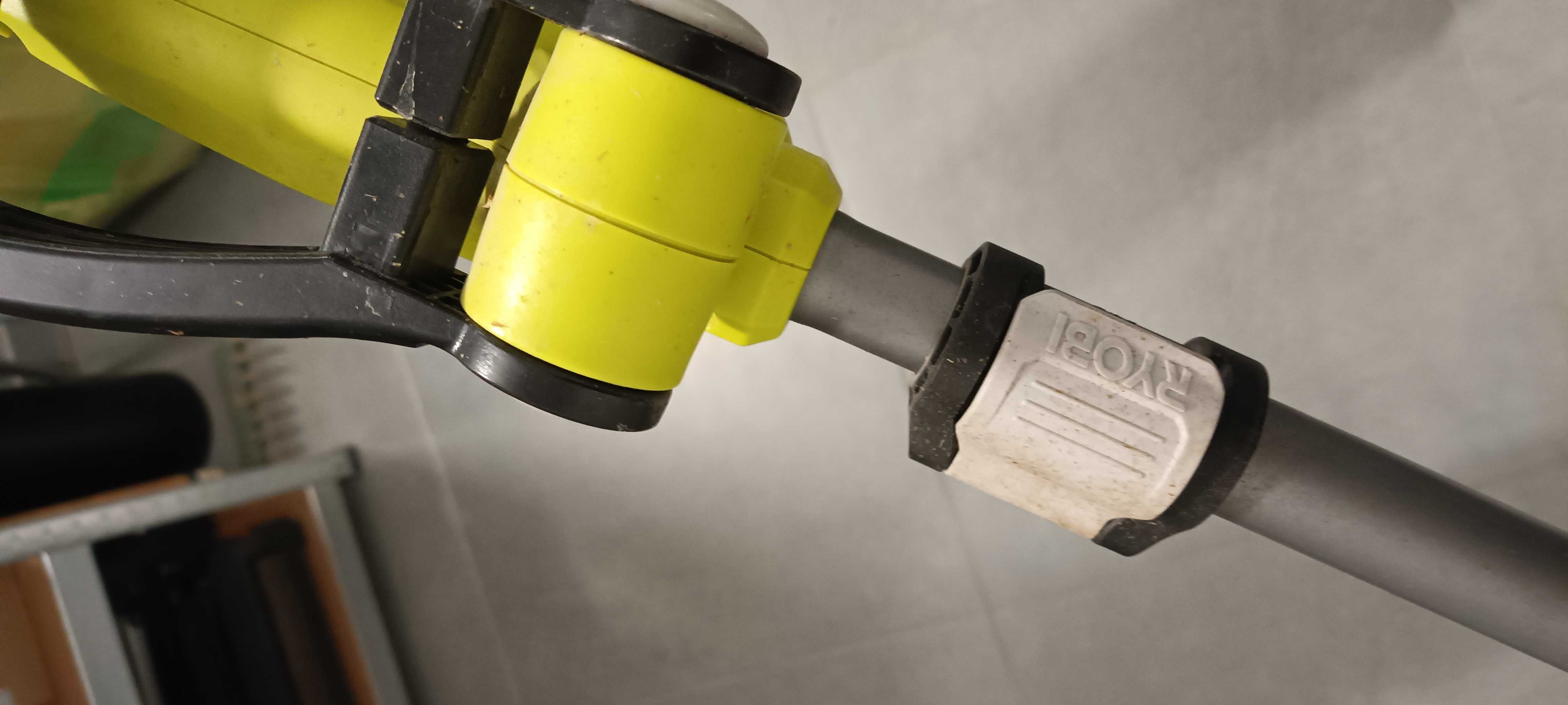 Podkaszarka do trawy Ryobi 600W