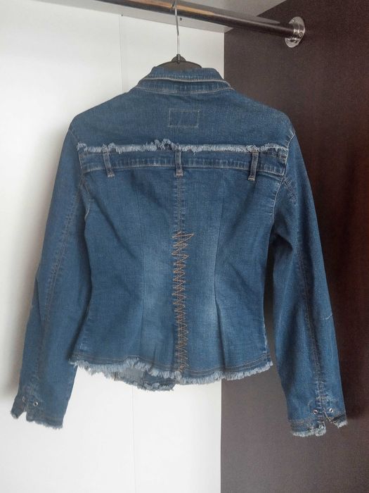 Жіноча джинсова куртка піджак демі демісезонна весняна курточка весна