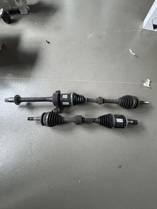 Піввісь Toyota Camry 70