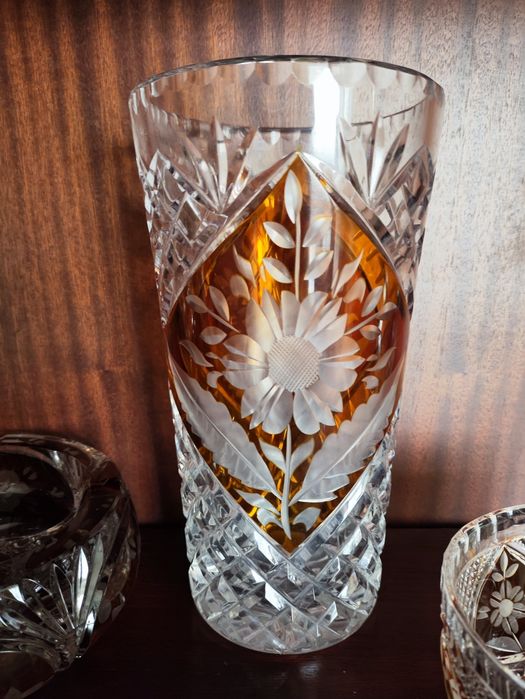 Kryształy z okresu PRL