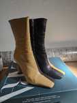 Botas em pele duas cores