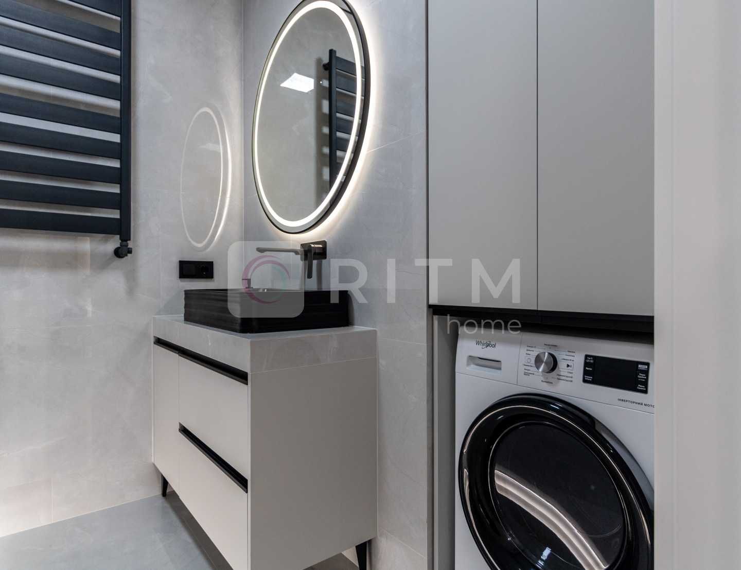 Продаж ексклюзивної 3-к. квартири біля озера в ЖК Міленіум