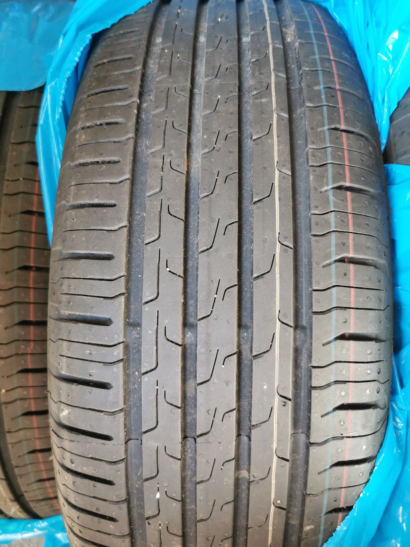 Continental EcoContact 6 205/55 R 17 V