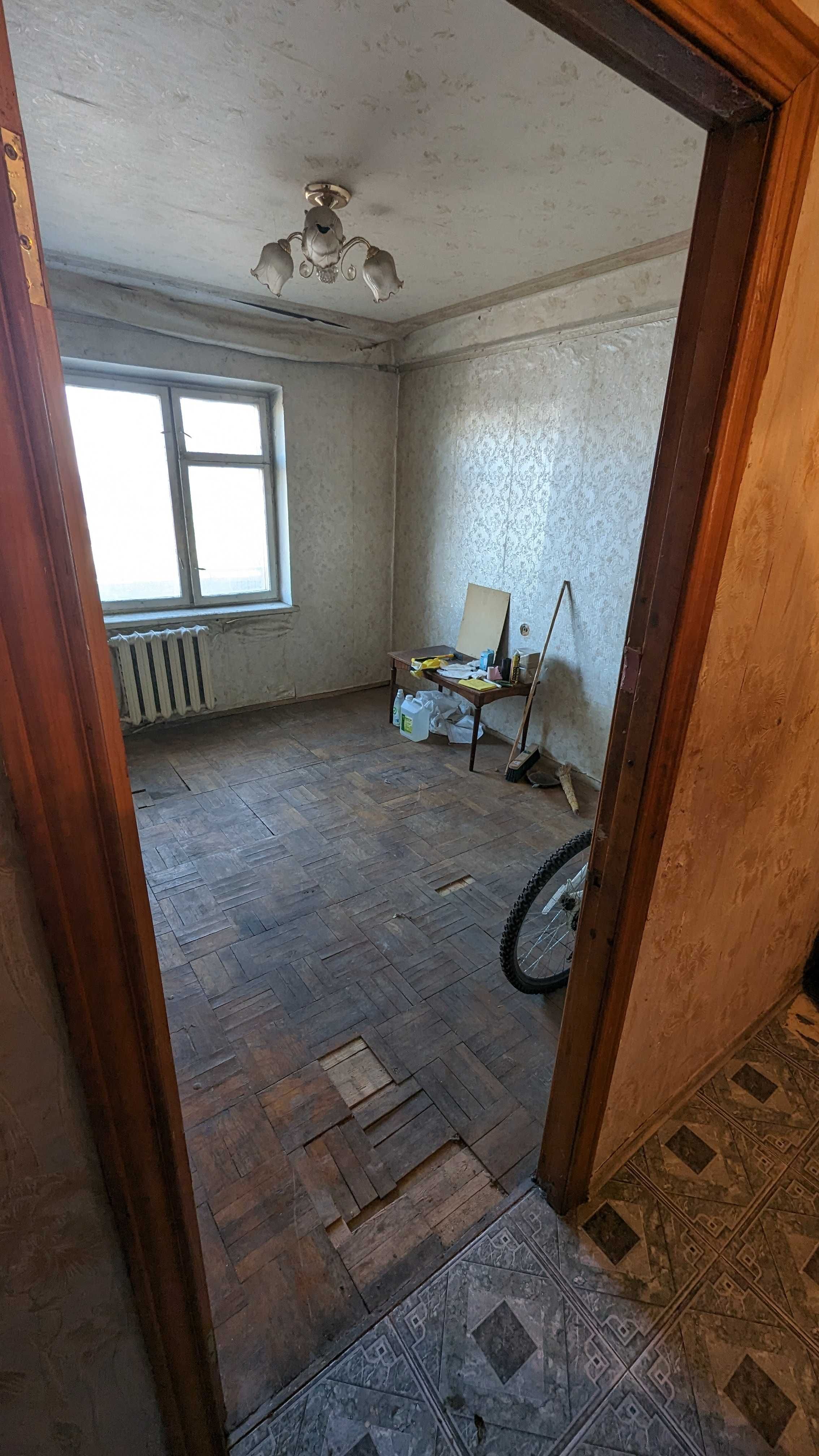 Автозаводська 25, 2 кімнатна квартири від Власника
