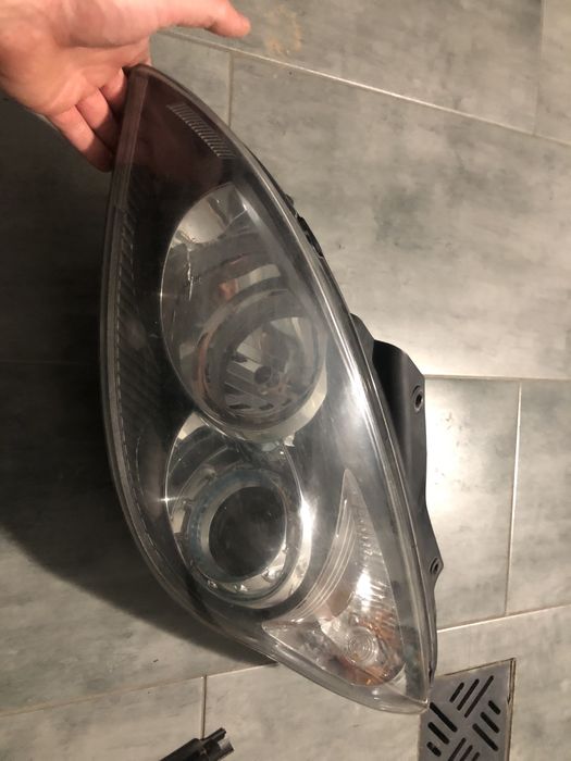 Lampa lewa Hyundai i30 lift FD