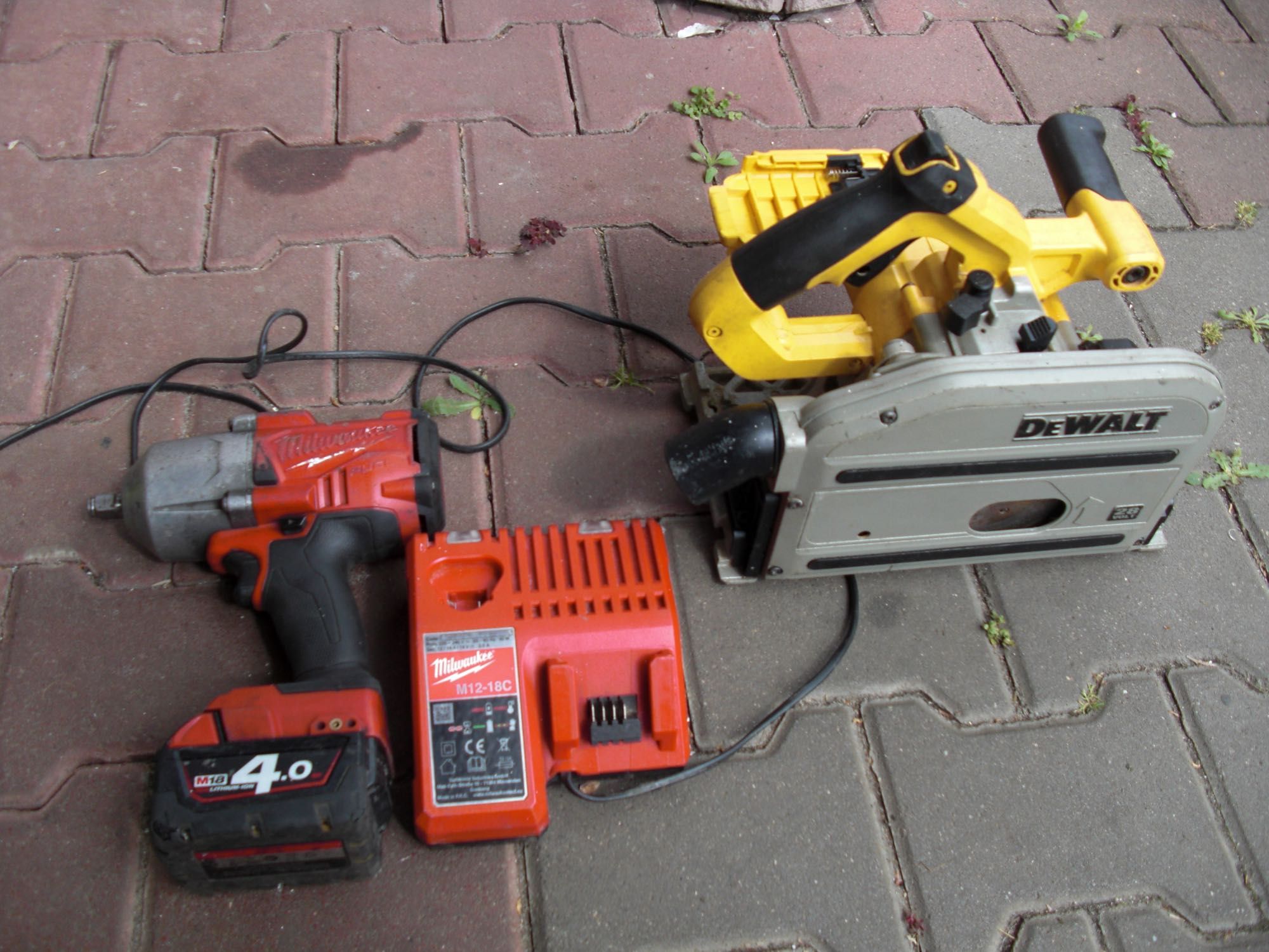 ,Dewalt DC351 zagłębiarka Flexvolt 54v