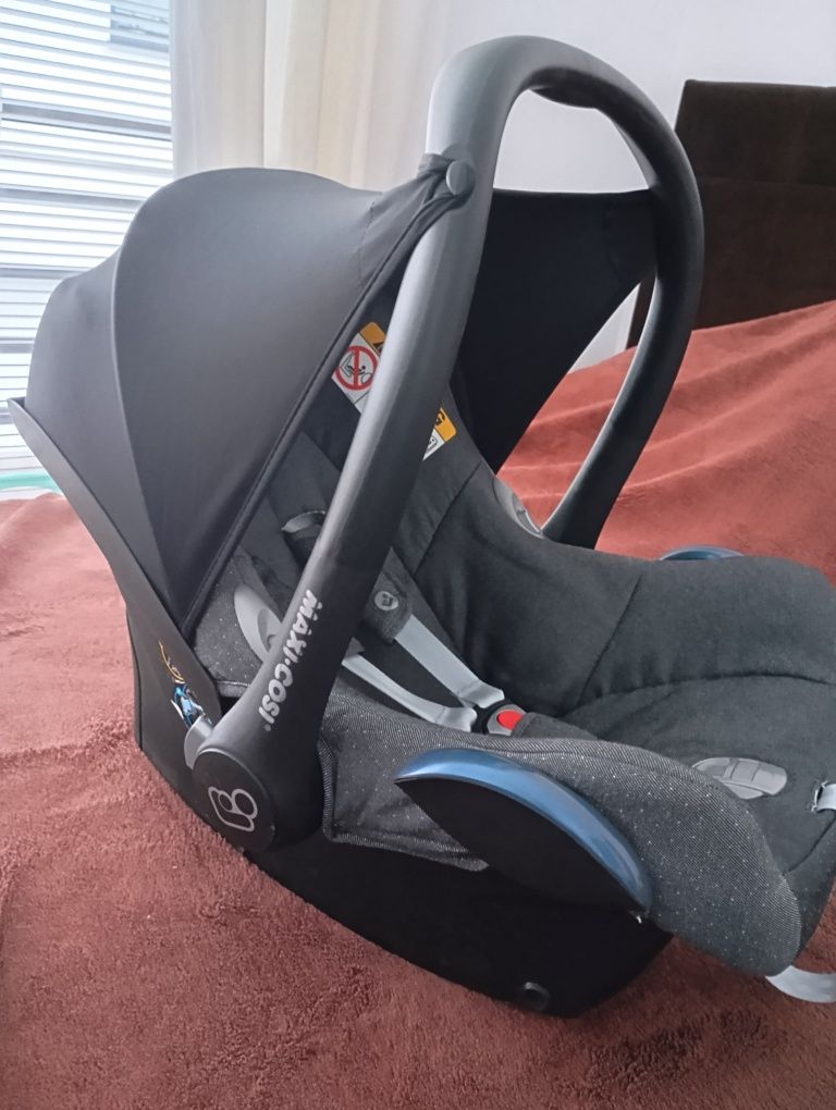 Fotelik Maxi Cosi Cabrio Fix 0-13kg + baza Maxi Cosi