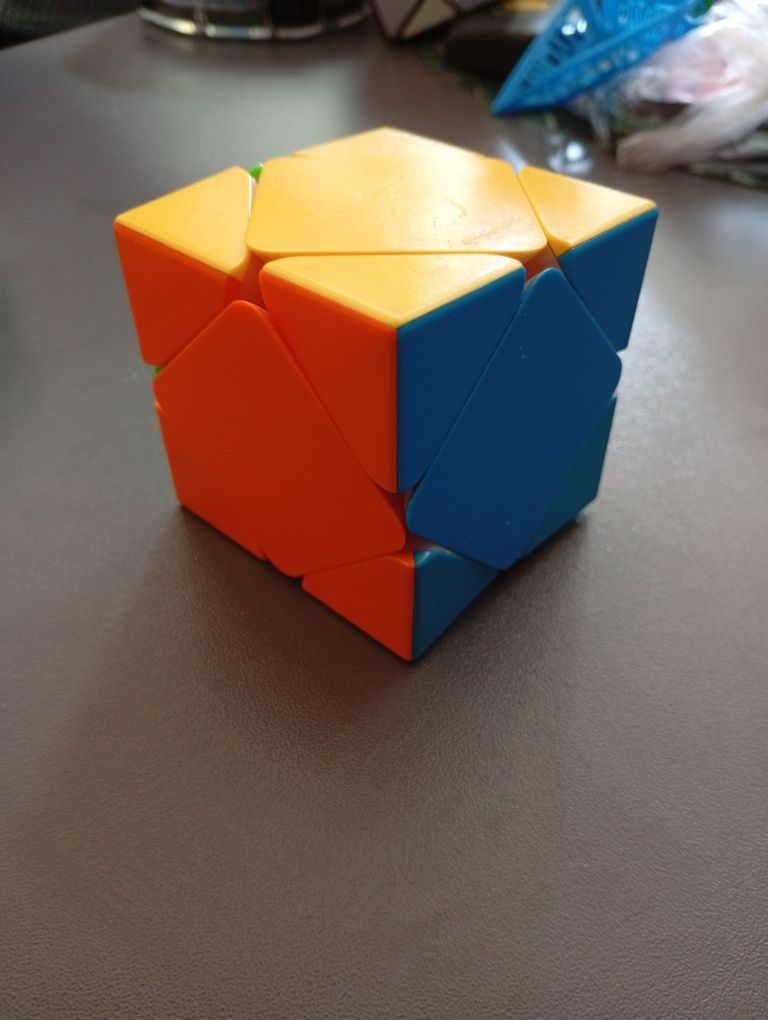Kostka Rubika 2x2 skewb Moju