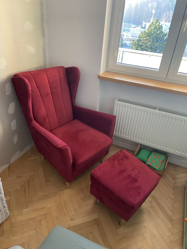 Fotel uszak Fido Gala Collezione z podnóżkiem jak nowy