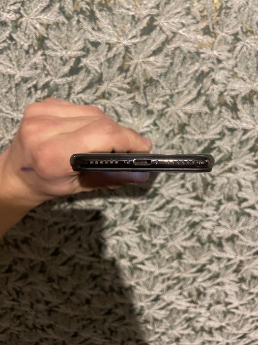 Айфон 10 х в идиальном состоянии