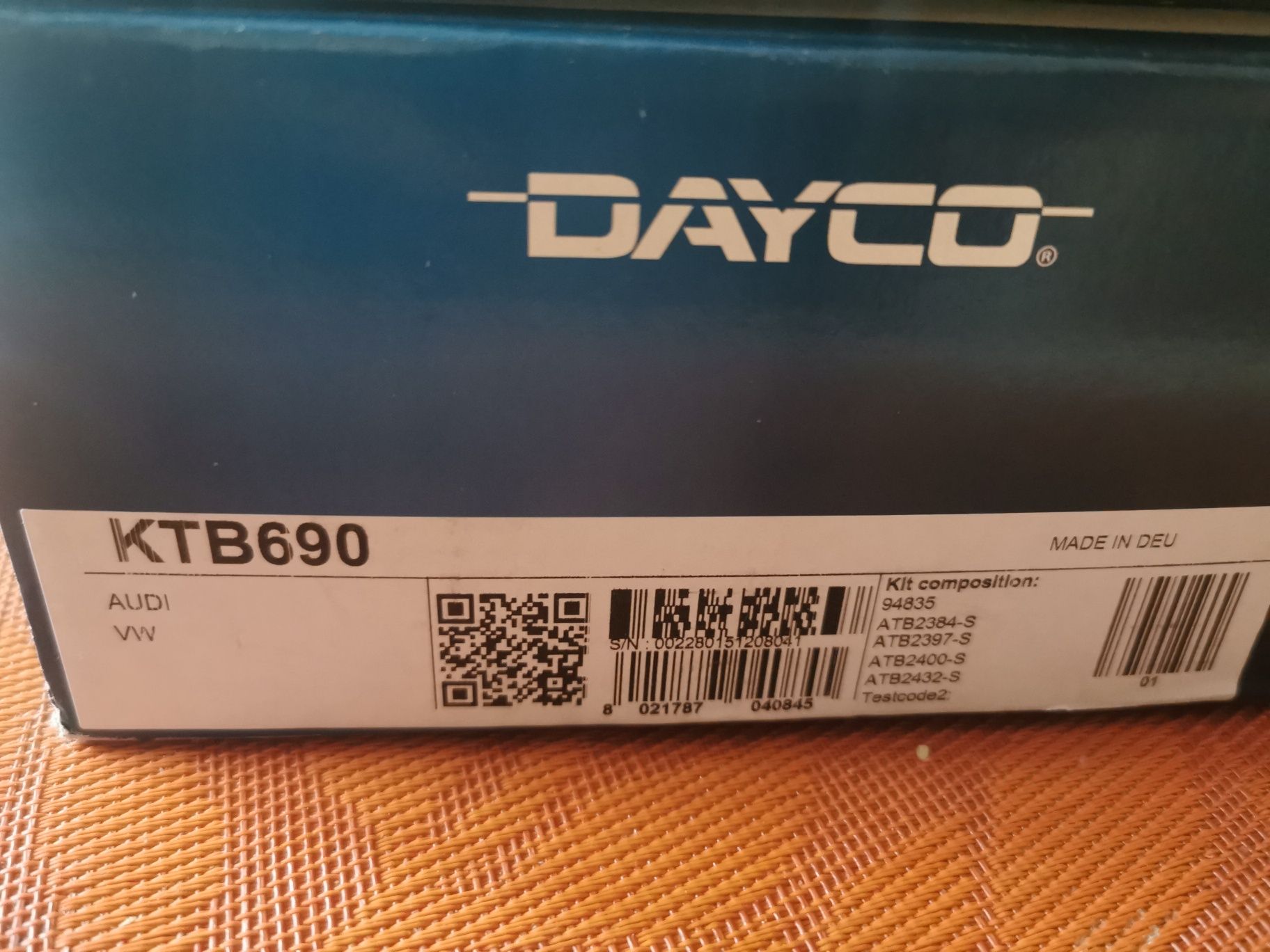 Kompletny rozrząd DAYCO KTB690 audi  a8 a6 4.2 v8