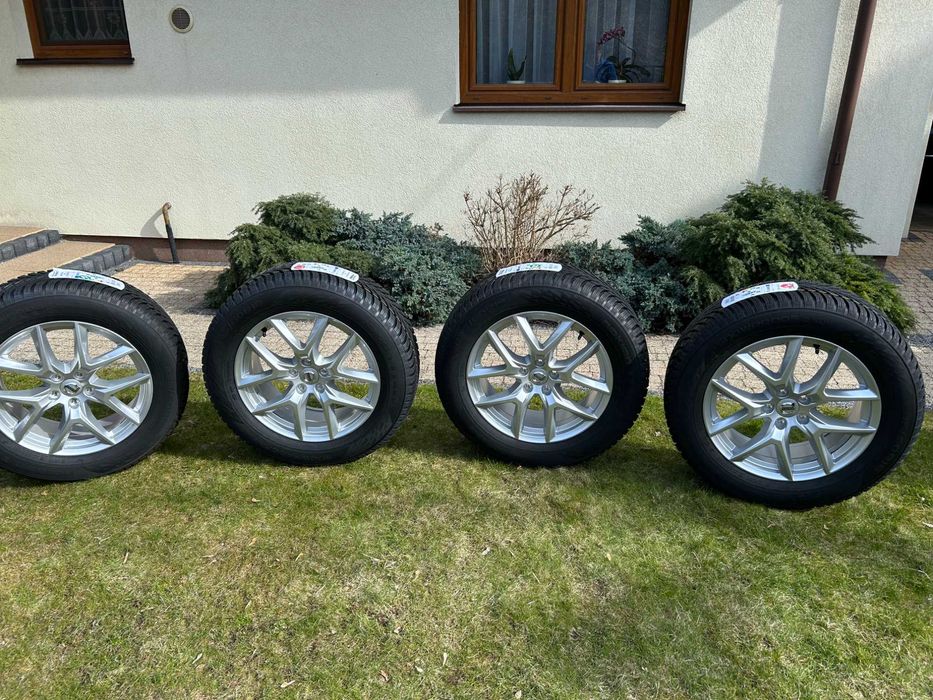 Koła Volvo – Nokian Snowproof 2 SUV 235/60 R18 + Felgi 5Y-Spoke Silver