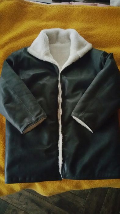 Продам чоловічу зимову шкіряну куртку.Великий розмір.