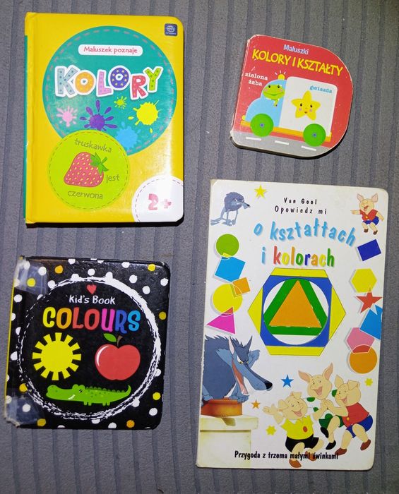 książeczki dla małych dzieci, służące do nauki kolorów i kształtów.
