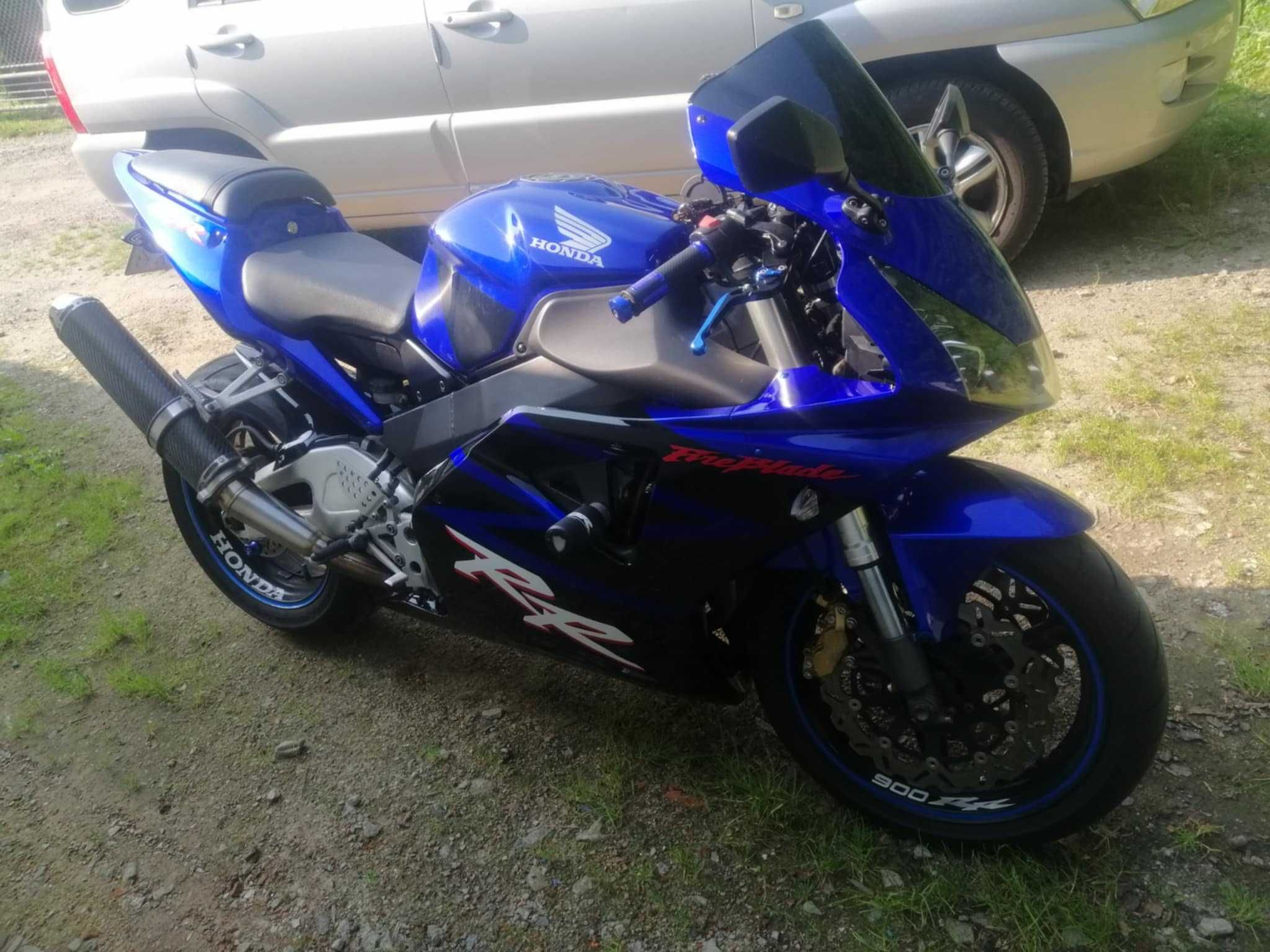 Sprzedam motor Honda CBR 900 rr 2004