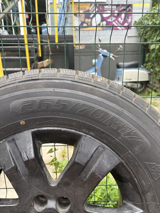 Farroad Arctic STU 99 265/70/R17 - зимова резина з дисками