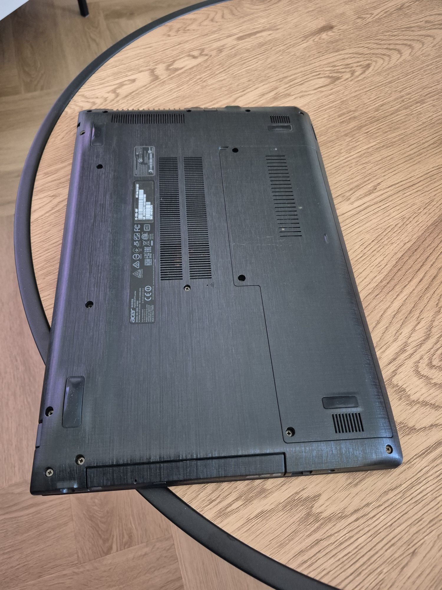 Laptop Acer Aspire e5-575G