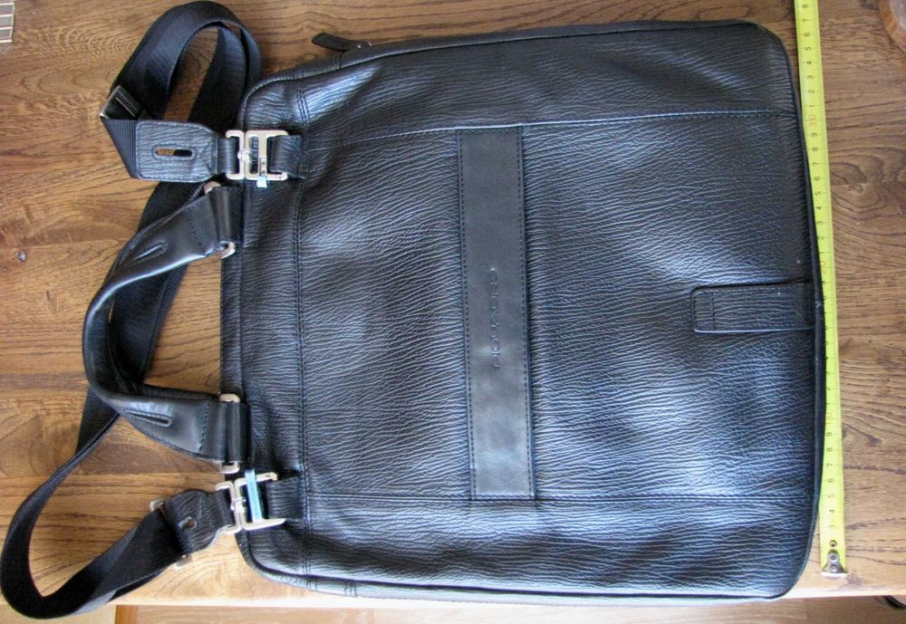 Итальянский деловой портфель Picuadro. Натуральная кожа. Черный