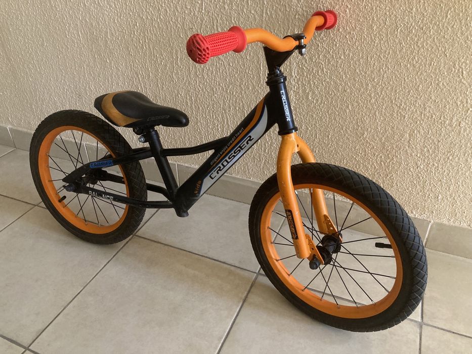 Беговел от 3-4 лет