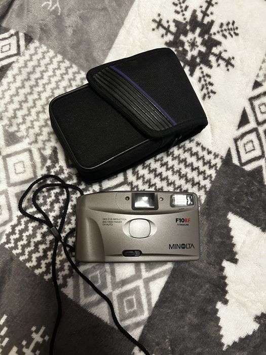 Aparat analogowy Minolta F10BF