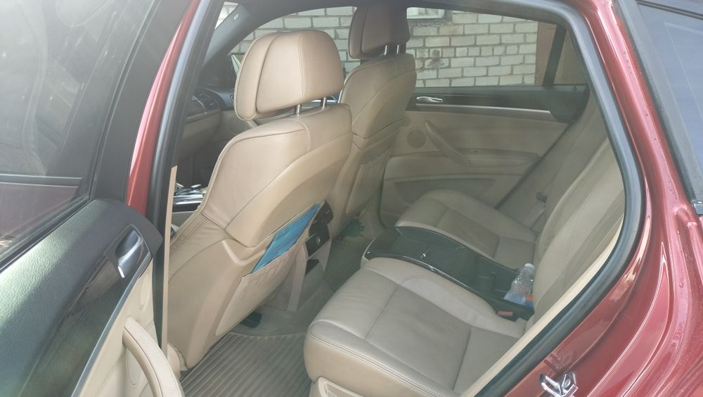 BMW X6 4.4 бензин