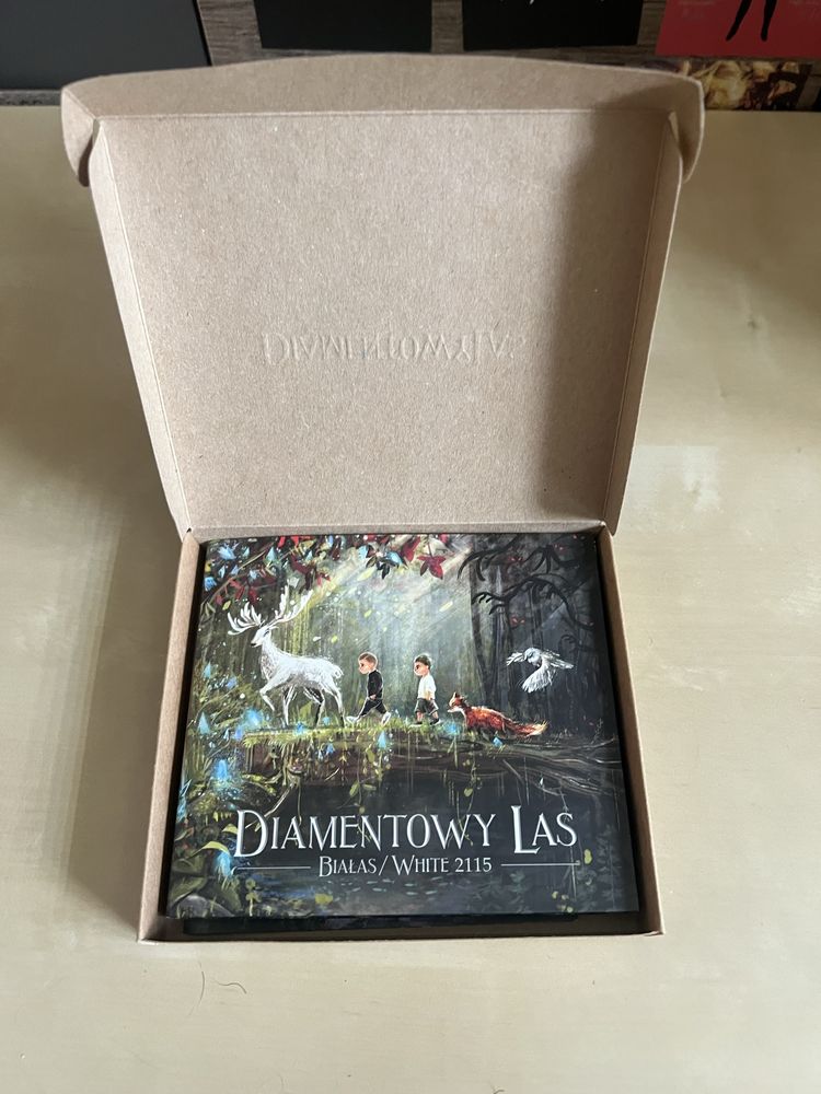 Białas/White2115 Diamentowy Las limitowany box