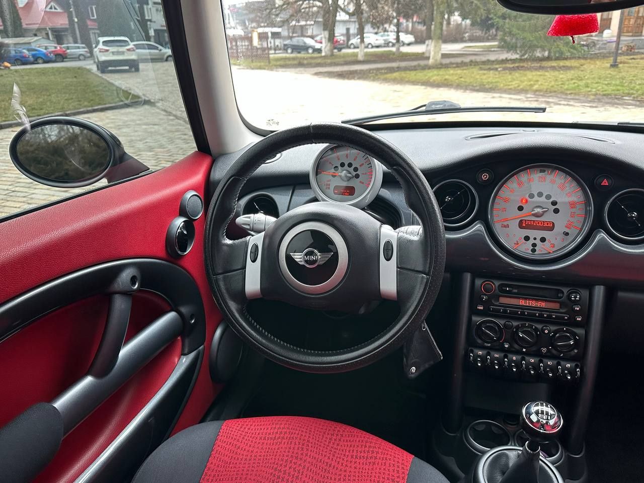 Прода  MINI COOPER  1.6