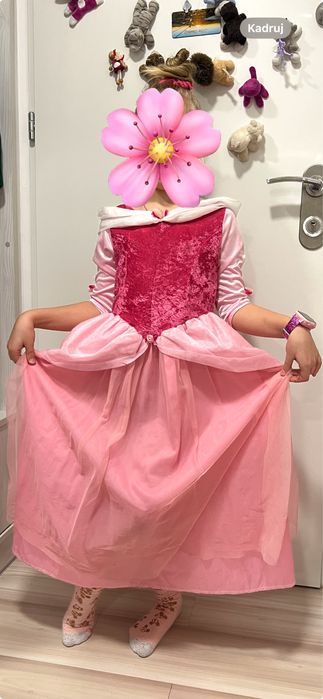 Sukienka ksiezniczki przebranie 134-140