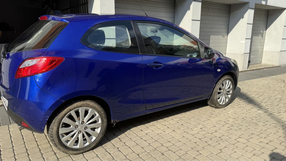 Mazda 2 - 1,5L - 2008r. Benzyna