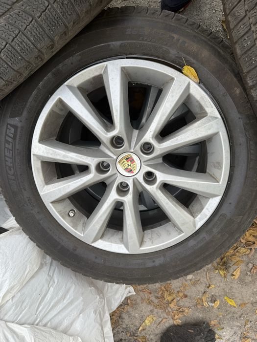 Резина на дисках wag R18