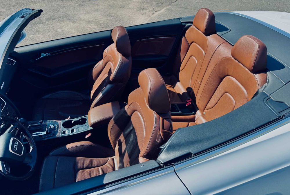 Продається яскравий автомобіль для емоцій - AUDI S5 CABRIOLET