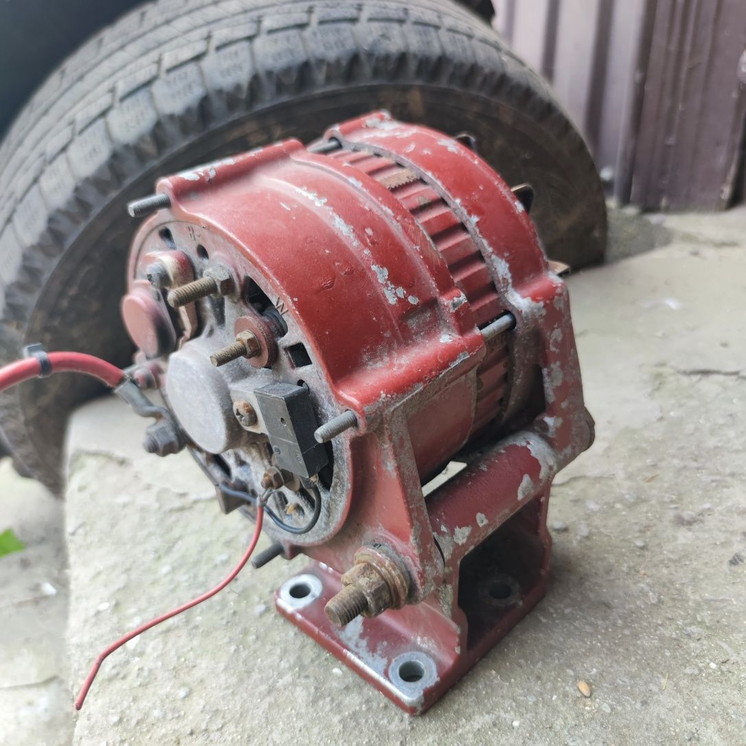 Генератор BOSCH N1 - 28V. 10/80A