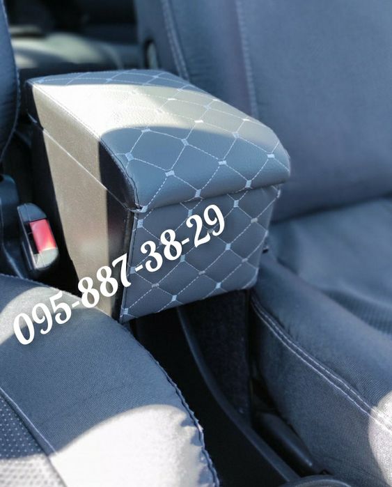 Подлокотник Опель Зафира А Opel Zafira A 1999-2005  строчка всех цвето