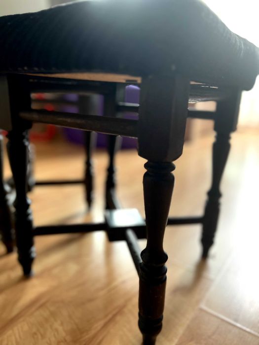 Drewniane krzesła tapicerowane – komplet 2 szt.